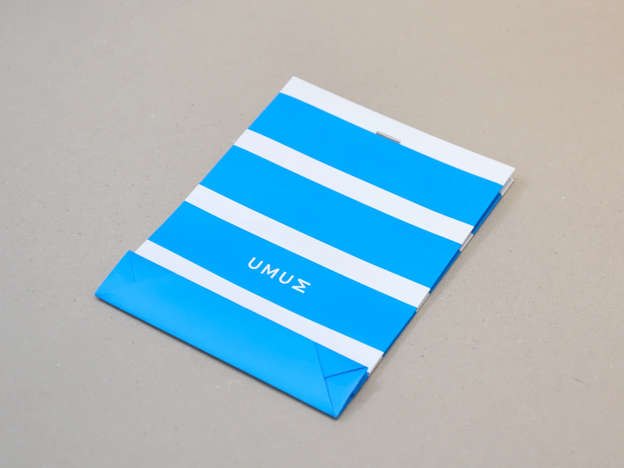 유엠뉴욕 쇼핑백 쇼핑백 제작 사례 - 방산포장