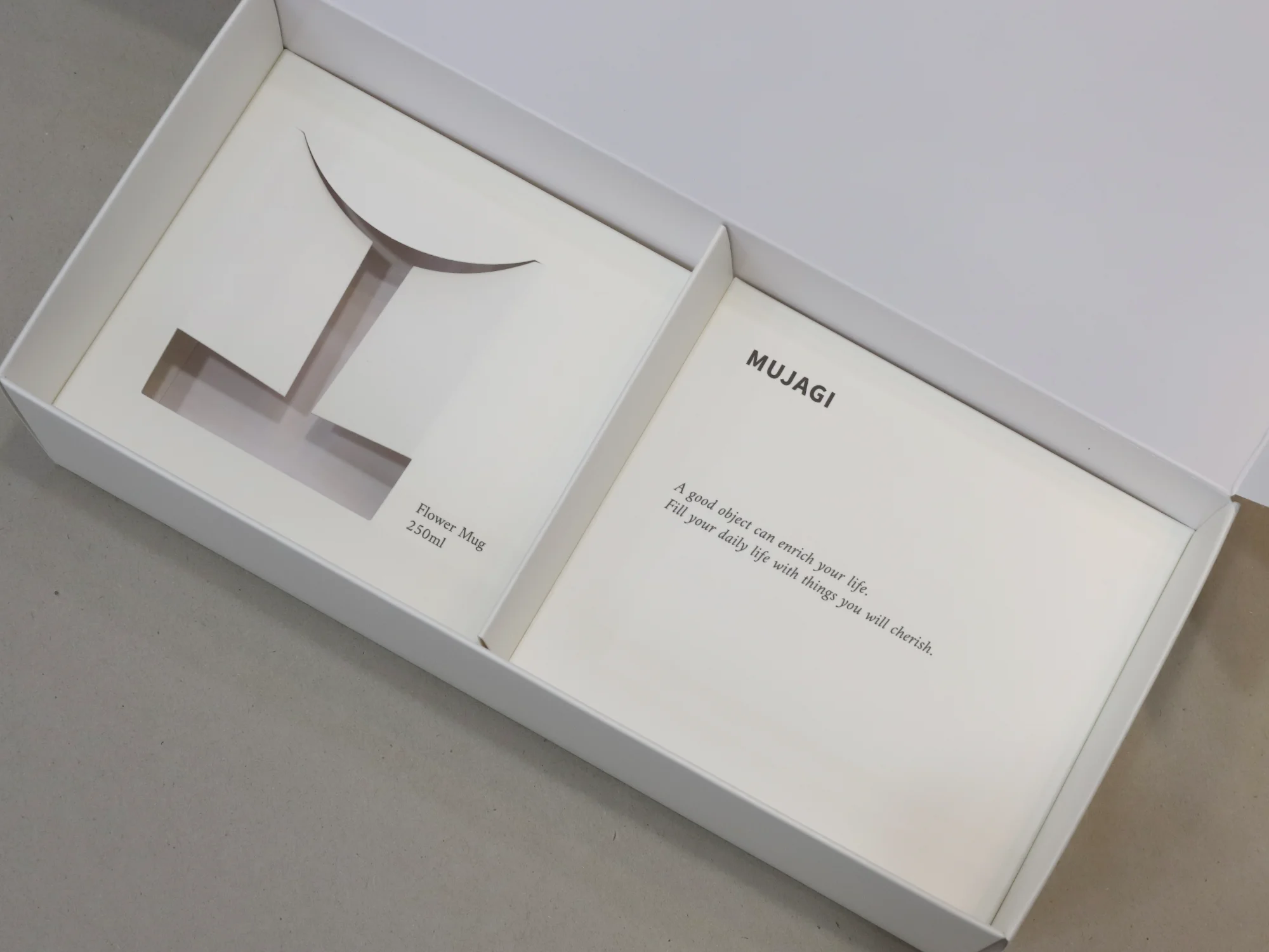 무자기 잔+접시 G형 박스 박스 제작 사례 - 방산포장