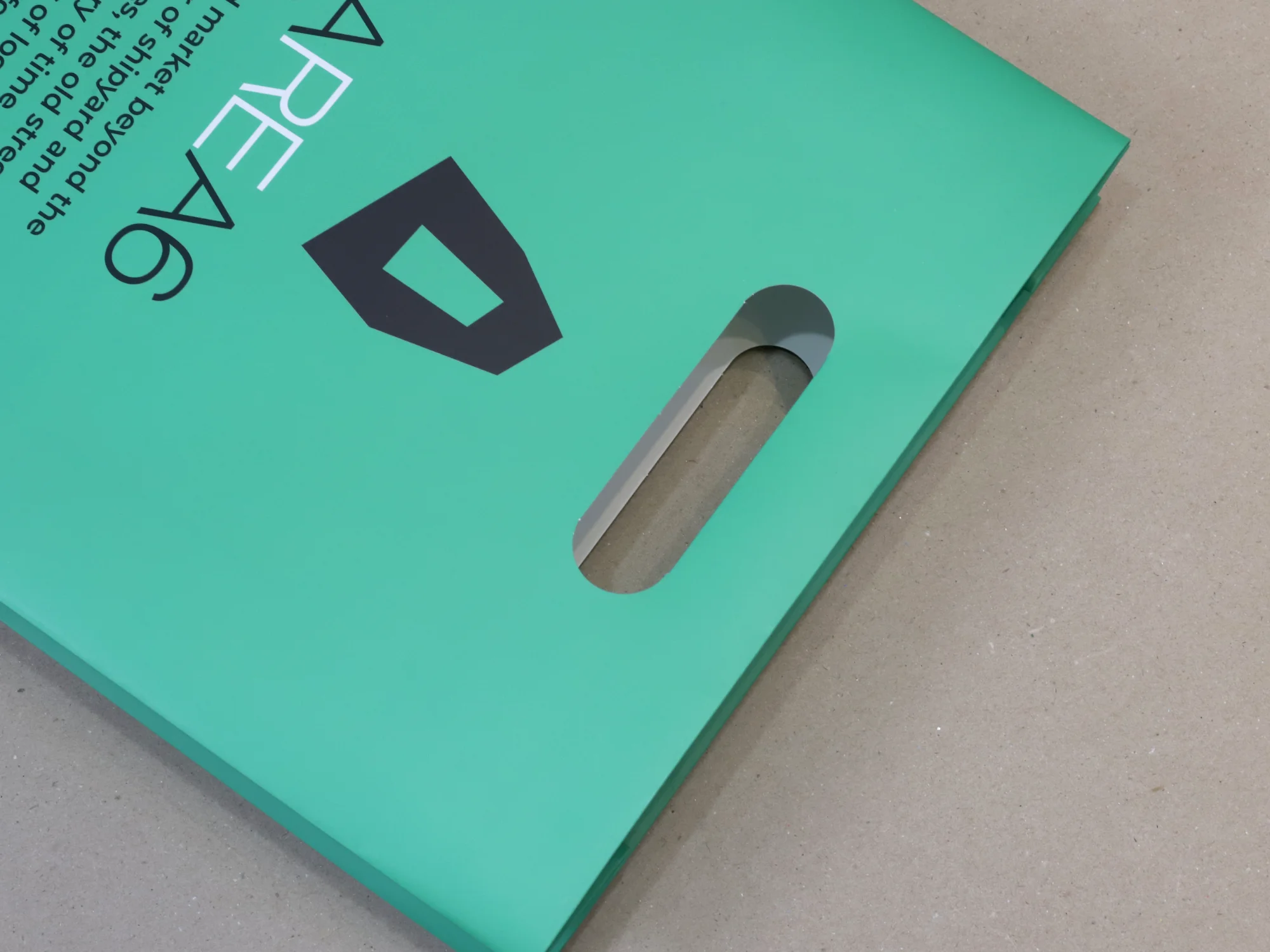 아레아식스 손잡이타공 쇼핑백 쇼핑백 제작 사례 - 방산포장