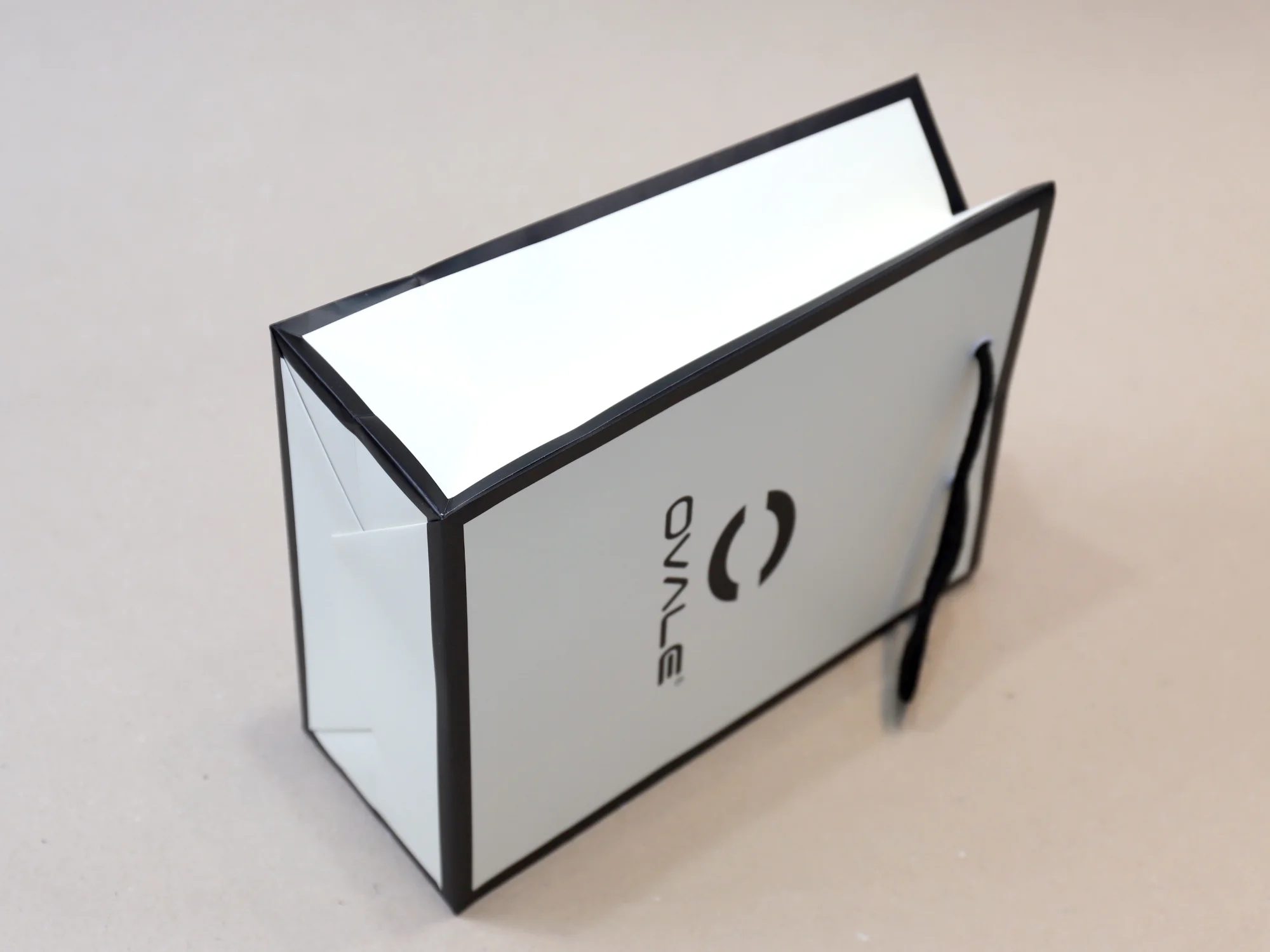 오벨 쇼핑백 쇼핑백 제작 사례 - 방산포장