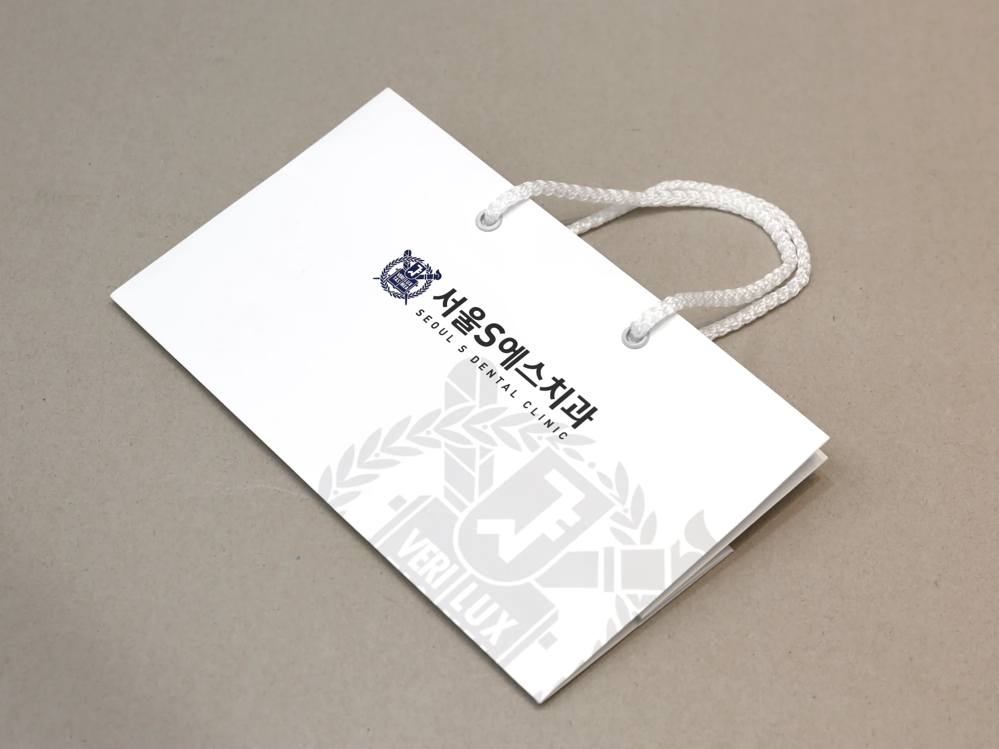 서울에스치과 쇼핑백 쇼핑백 제작 사례 - 방산포장