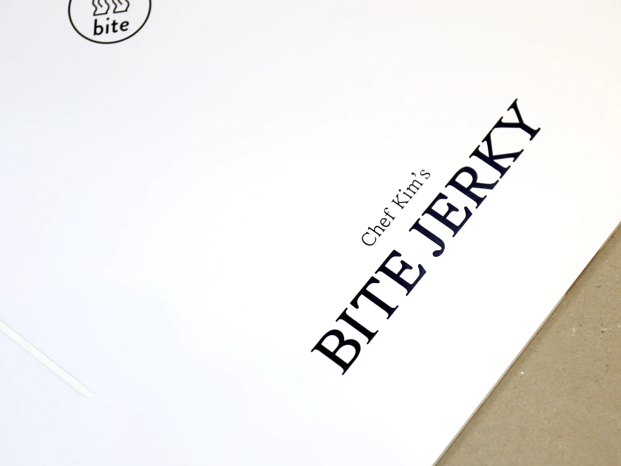 바이트저키 상하 박스 박스 제작 사례 - 방산포장