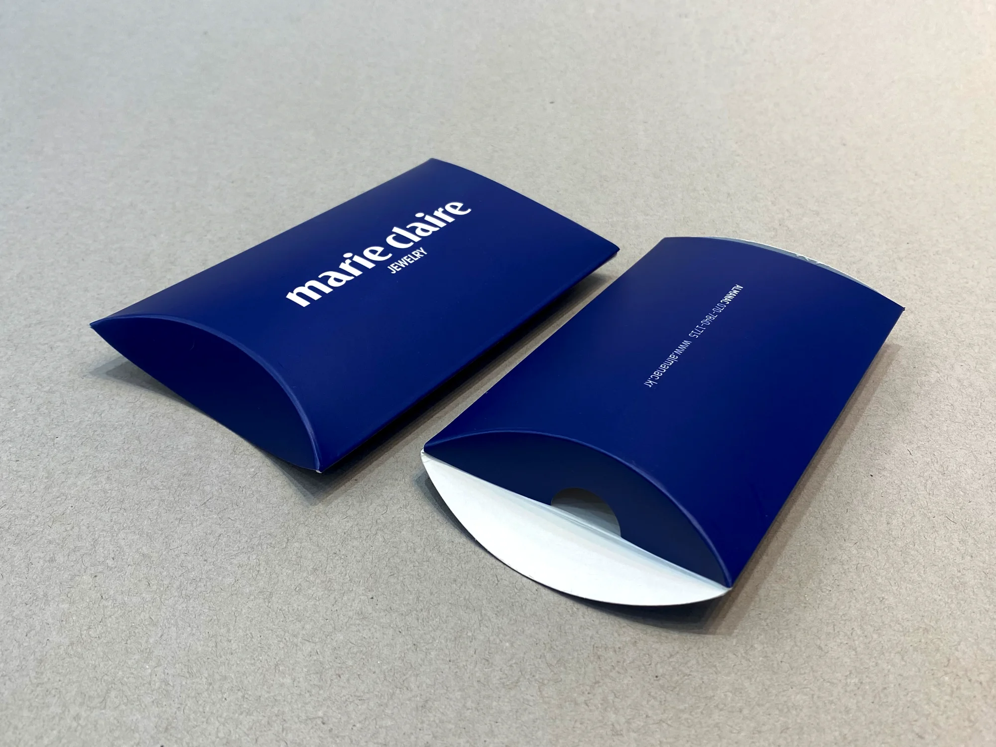 마리끌레르 반달 박스 박스 제작 사례 - 방산포장