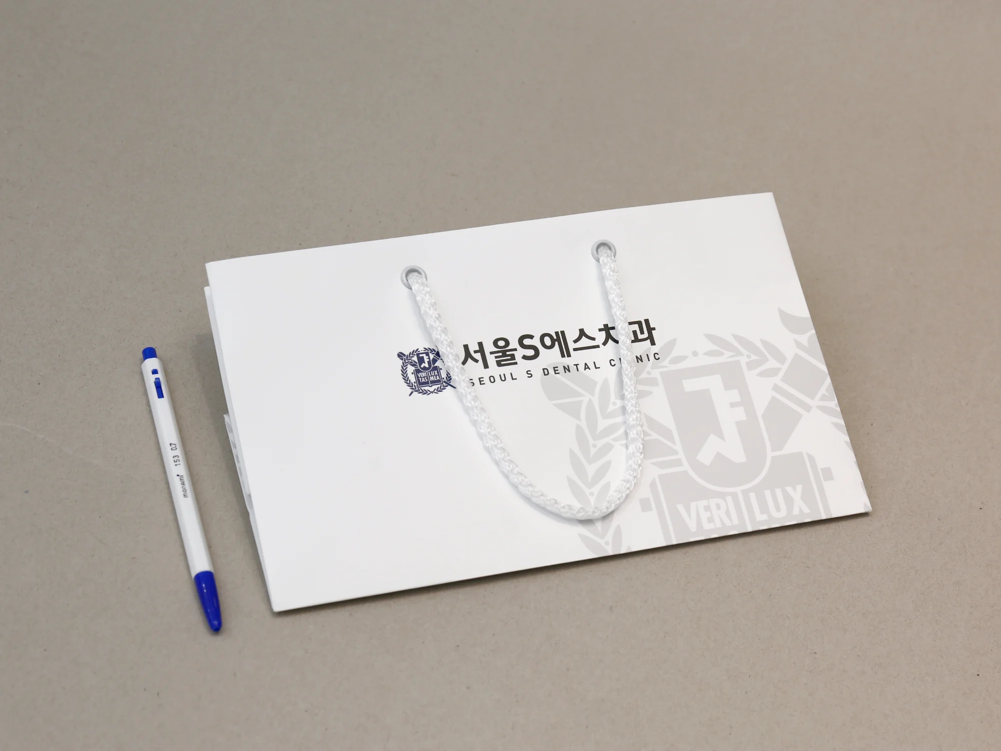 서울에스치과 쇼핑백 쇼핑백 제작 사례 - 방산포장