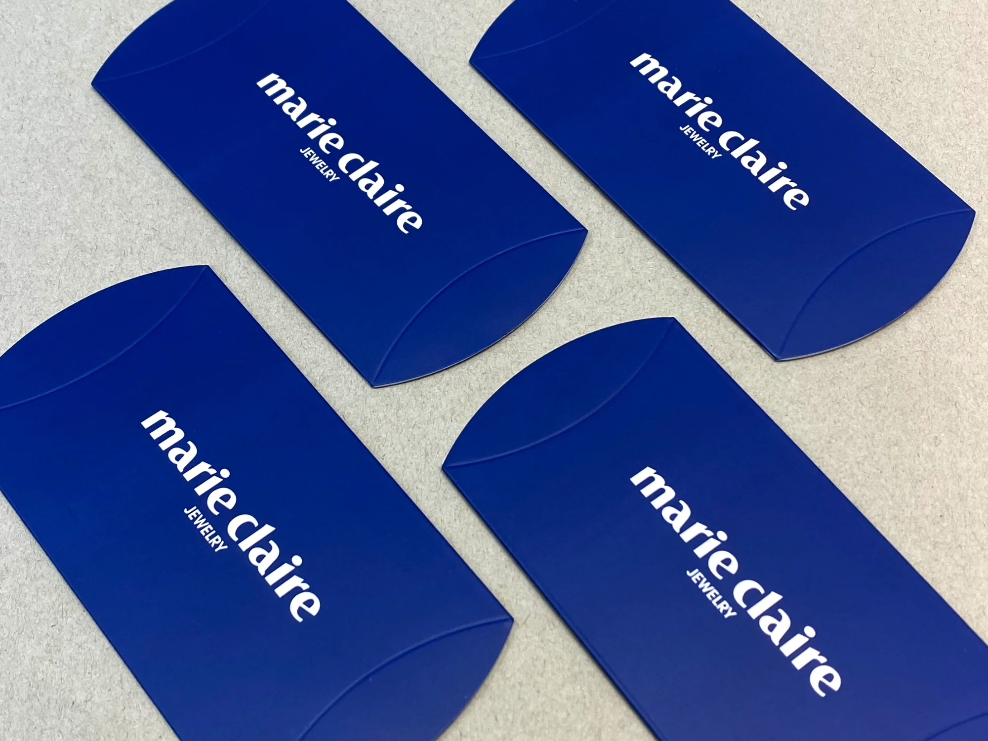 마리끌레르 반달 박스 박스 제작 사례 - 방산포장