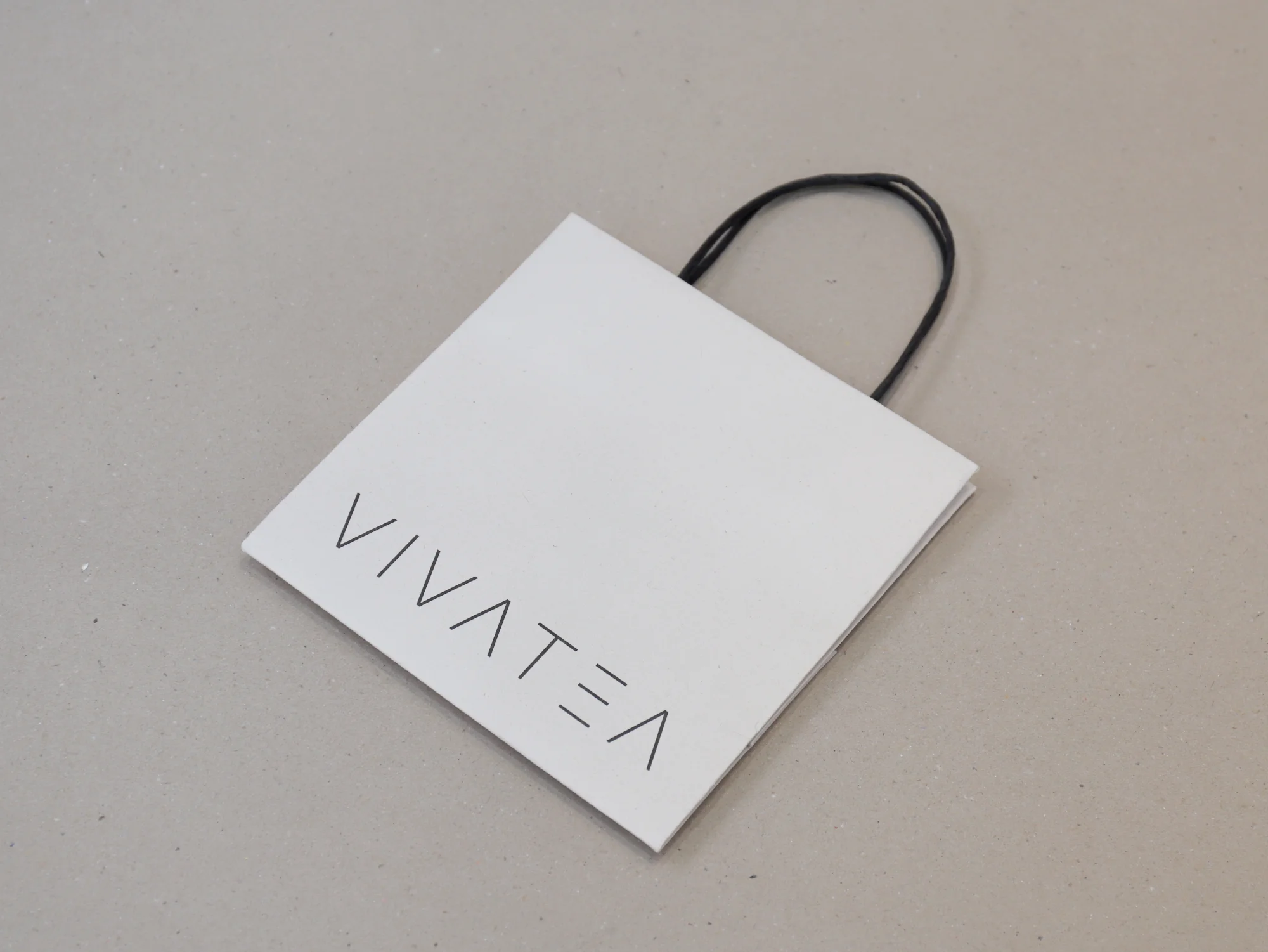 비바티 쇼핑백 쇼핑백 제작 사례 - 방산포장