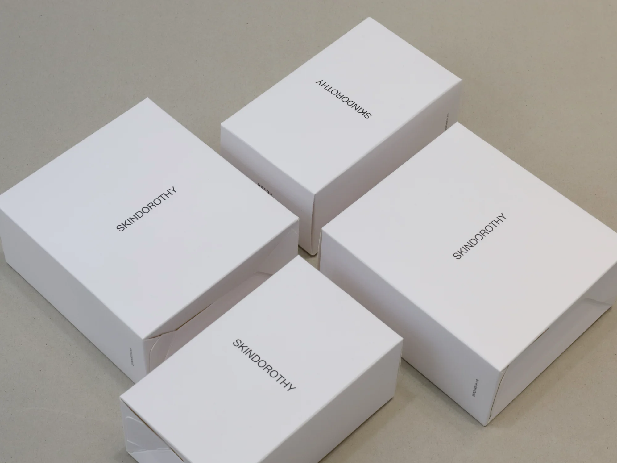 스킨도로시 세트 단상자 박스 제작 사례 - 방산포장