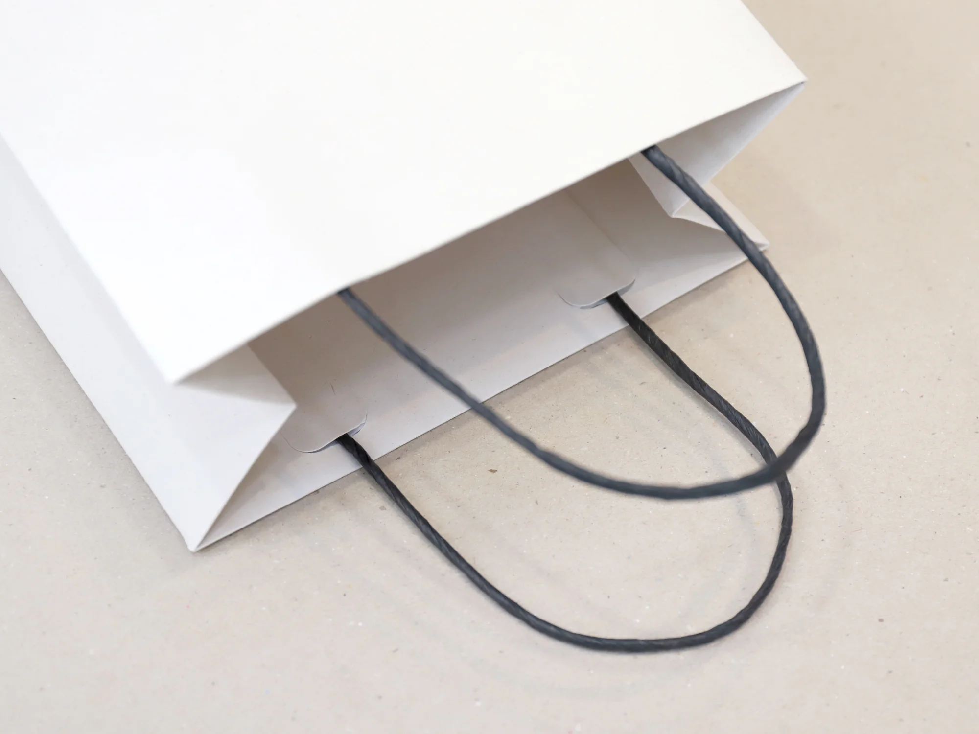 비바티 쇼핑백 쇼핑백 제작 사례 - 방산포장