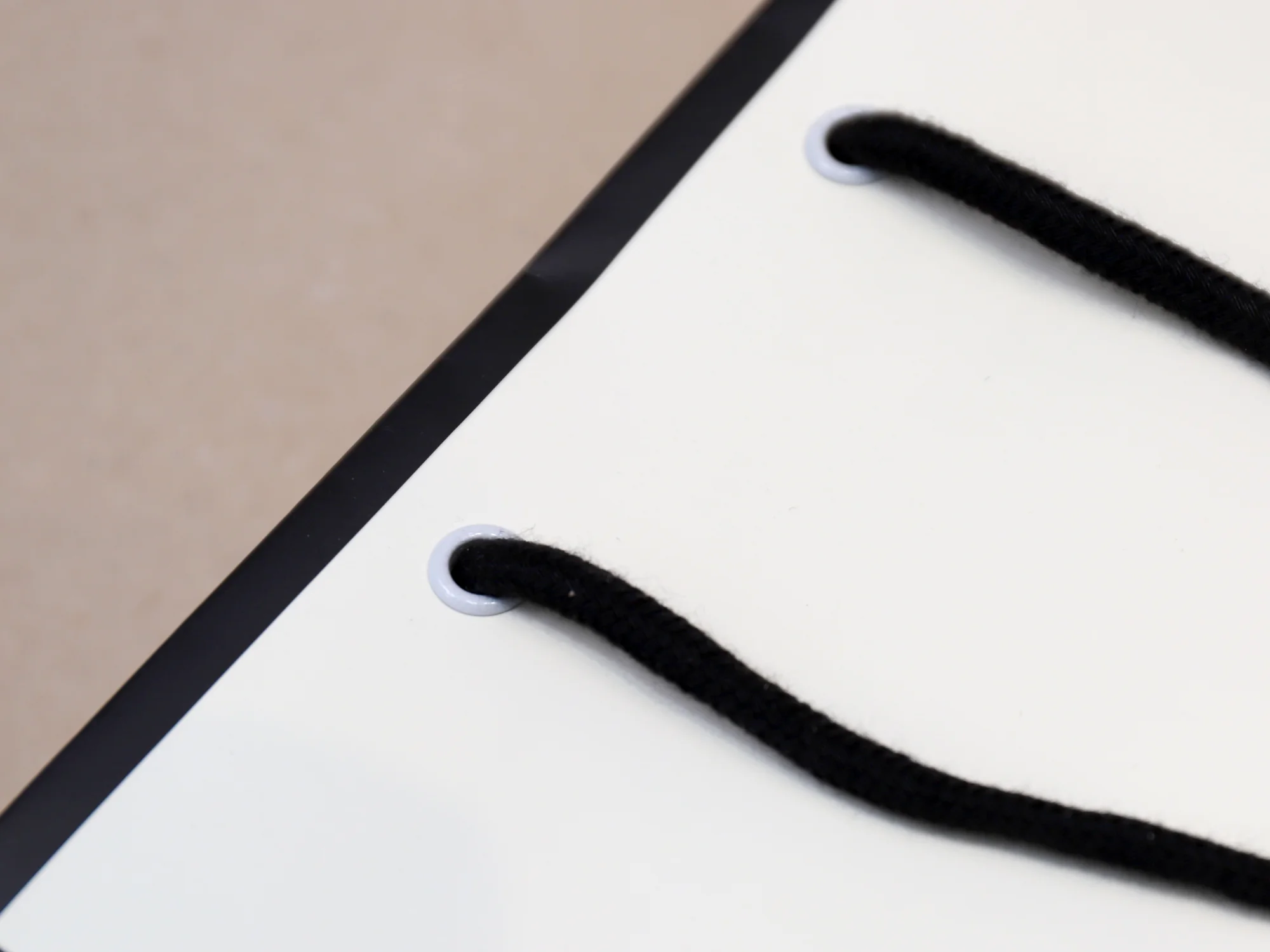 오벨 쇼핑백 쇼핑백 제작 사례 - 방산포장