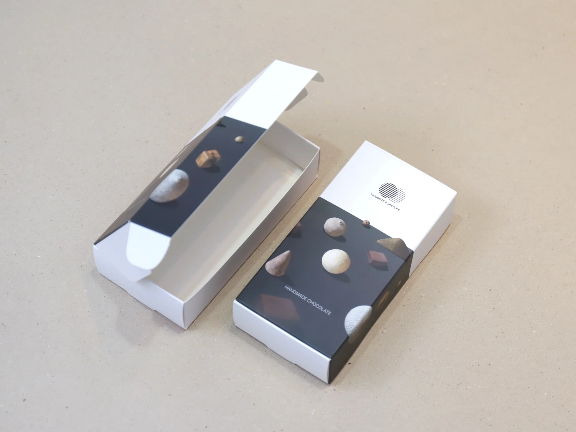 투닷츠 초콜릿 G형 박스 박스 제작 사례 - 방산포장