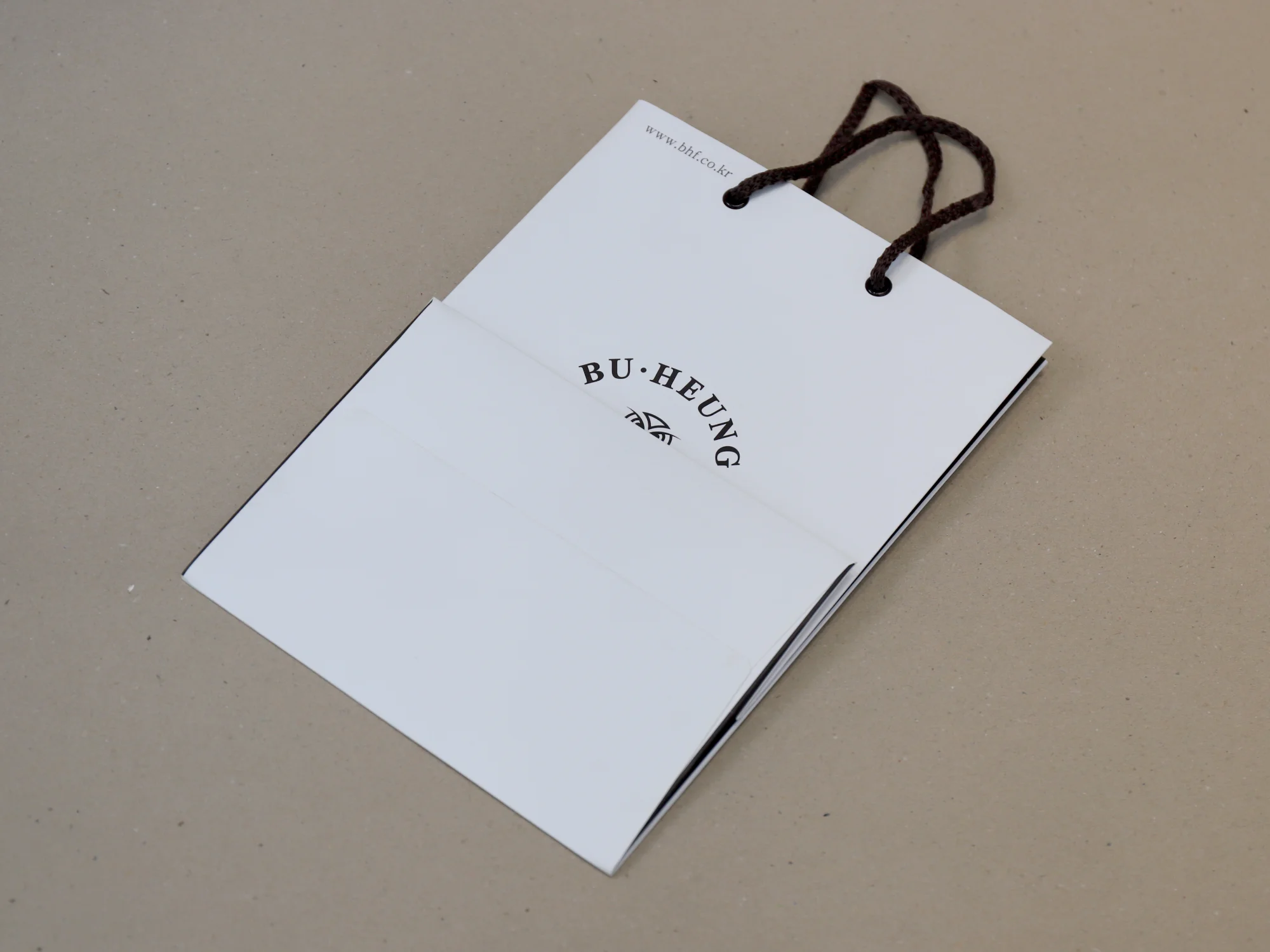 에이치제이궁 부흥가구 쇼핑백 쇼핑백 제작 사례 - 방산포장