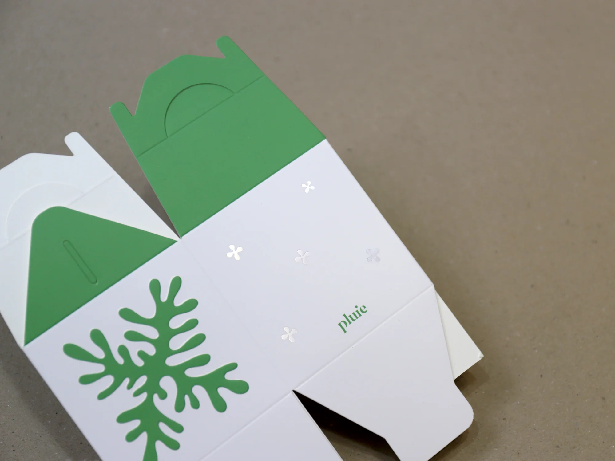 플루이 악세사리 손잡이박스 박스 제작 사례 - 방산포장