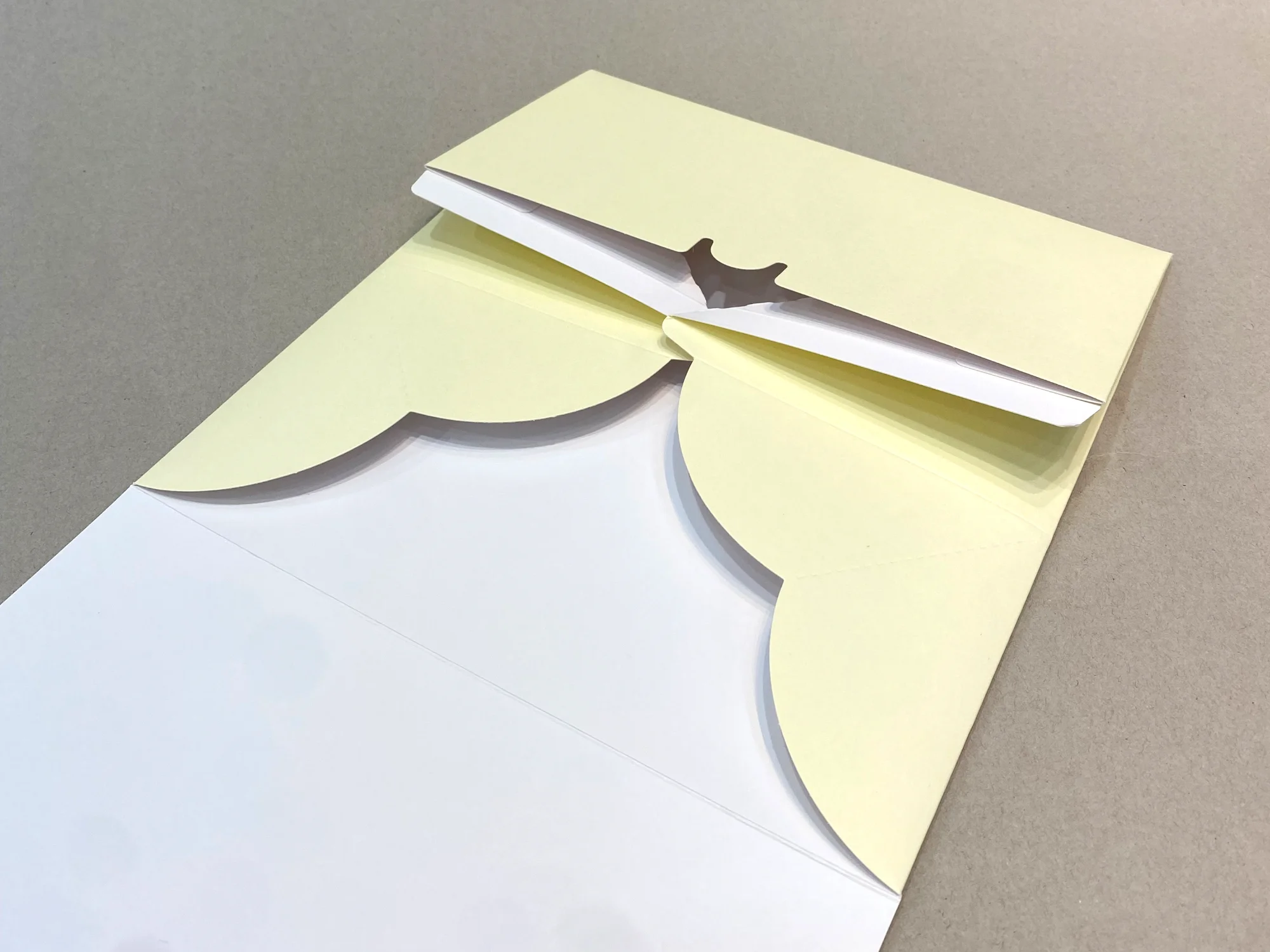 르뱅룰즈 디저트 박스 + 슬리브 박스 제작 사례 - 방산포장