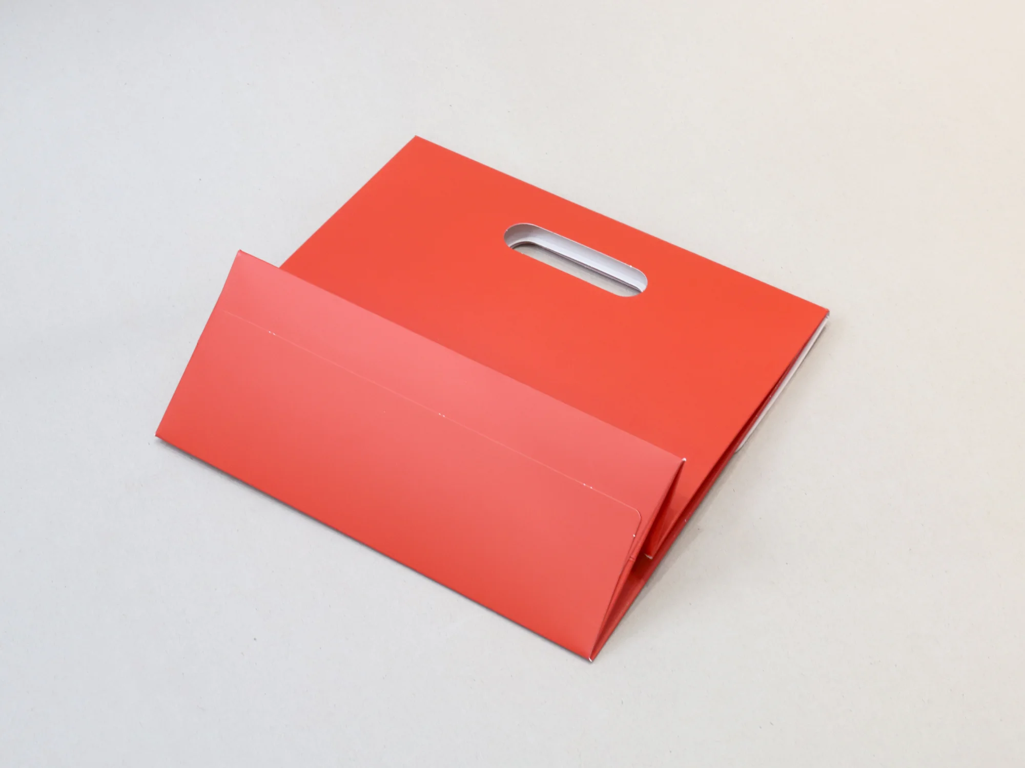 딜라이트오 손잡이 타공 쇼핑백 쇼핑백 제작 사례 - 방산포장