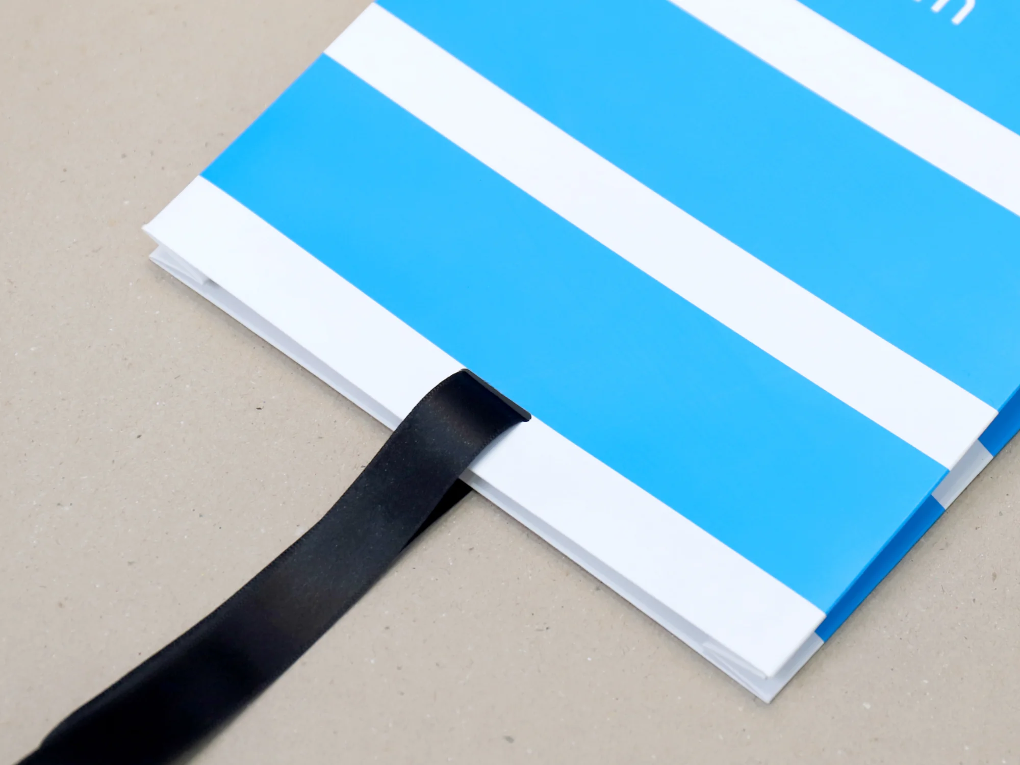 유엠뉴욕 쇼핑백 쇼핑백 제작 사례 - 방산포장