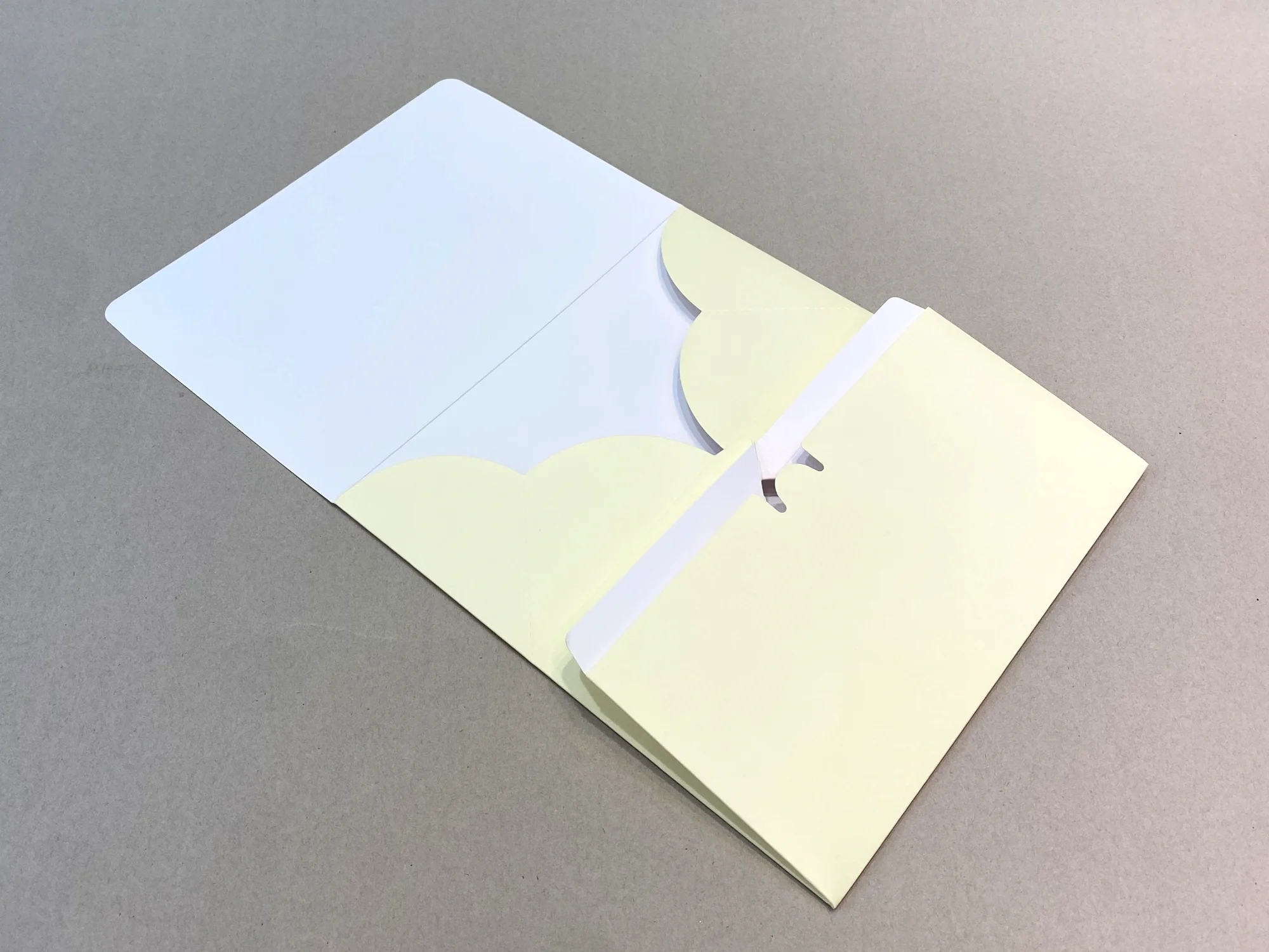 르뱅룰즈 디저트 박스 + 슬리브 박스 제작 사례 - 방산포장